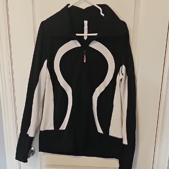 lululemon athletica Tops - Lululemon Athletica Black and White Zip-Up